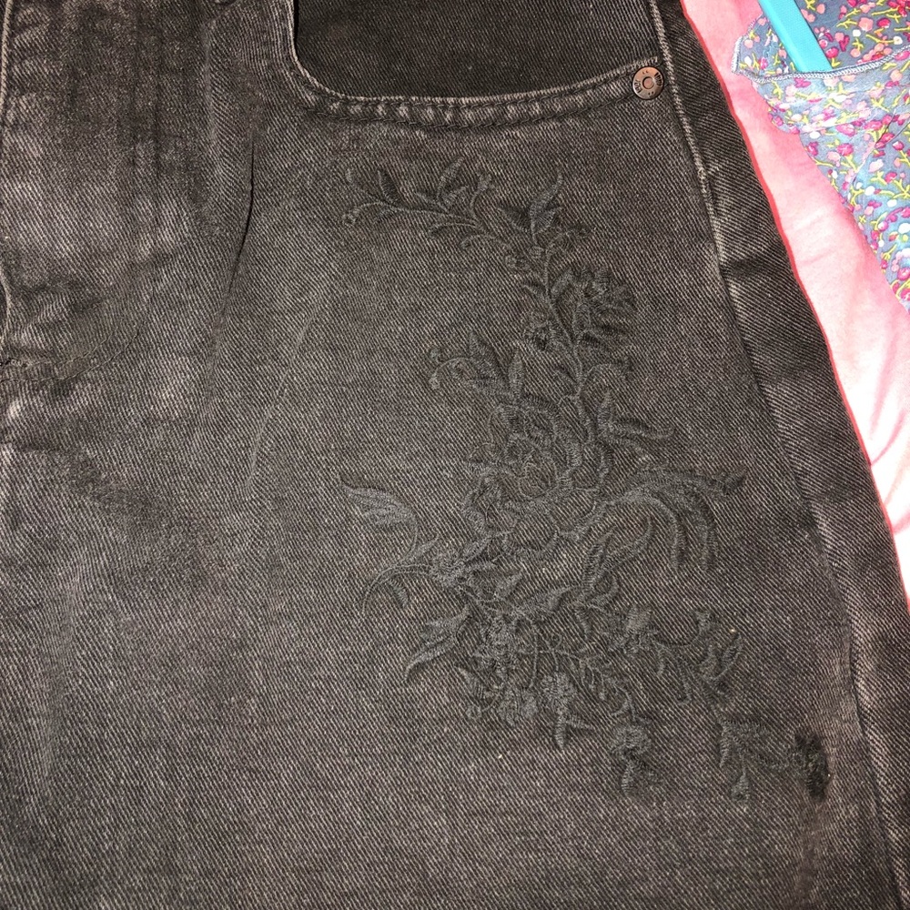 Black denim miniskirt - Picture 3 of 3